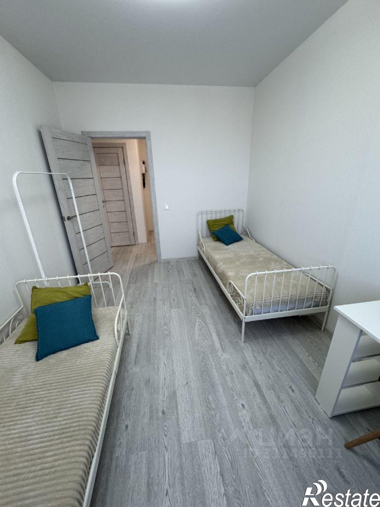 Сдать квартиру за 48 000 рублей на улица Скандинавская, 1