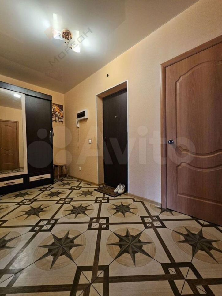 1-комн квартира Селезнёва ул, 4/10