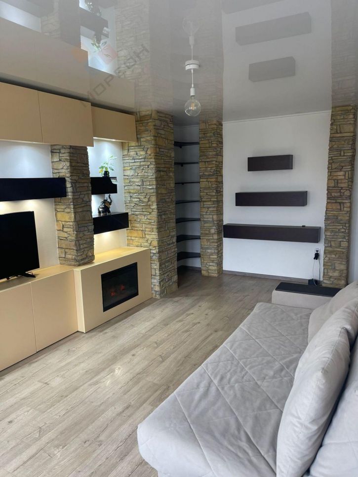 2-комн квартира Черкасская ул, 68