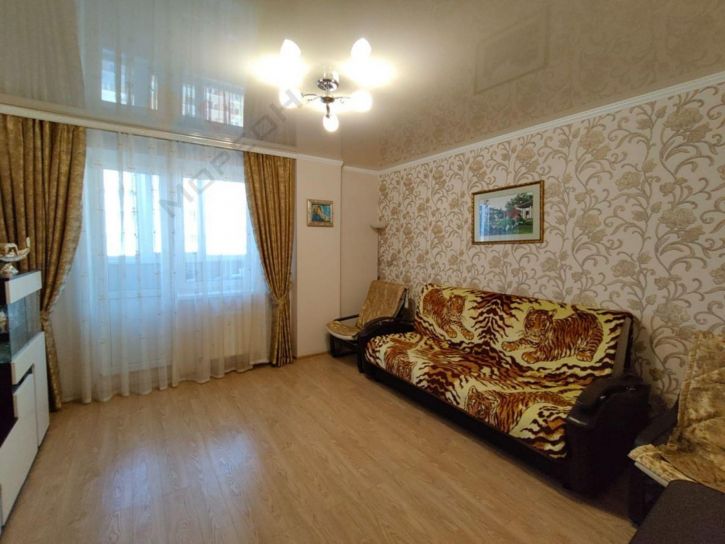 2-комн квартира им. Евгении Жигуленко ул, 4