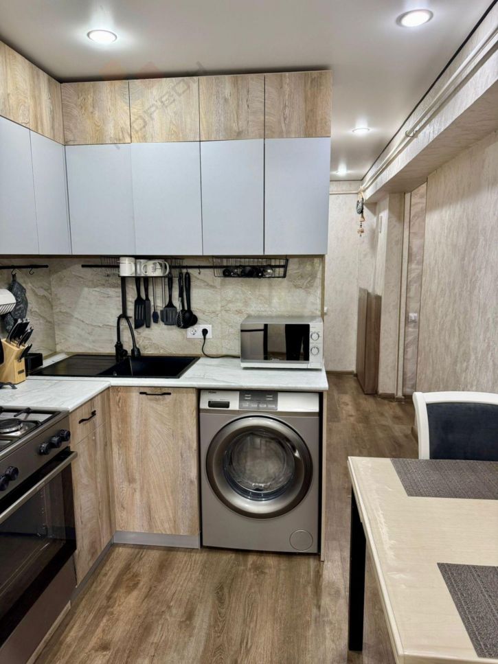 3-комн квартира Игнатова ул, 31