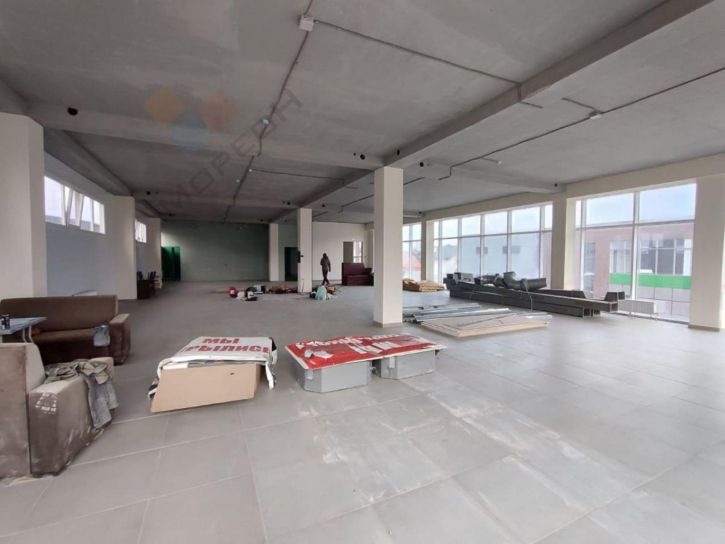 Торговое помещение Снежный пер, 1/3