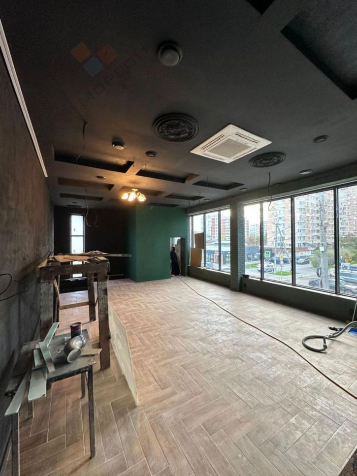 Торговое помещение Гаражная ул, 122