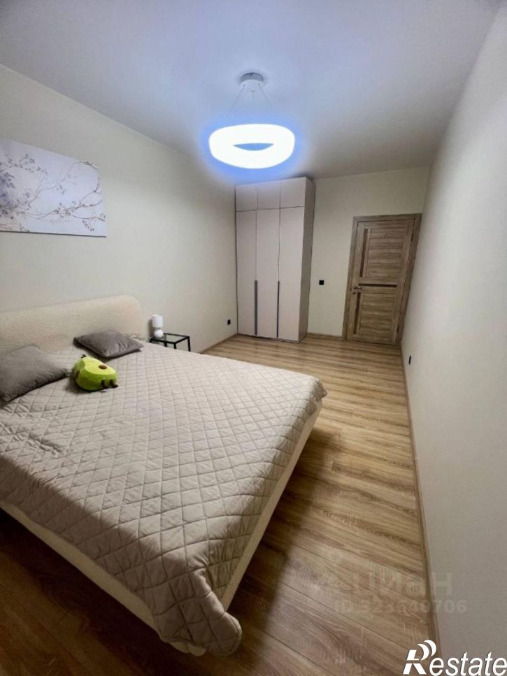 2-комн квартира улица Евгении Жигуленко, 13 к1,  д. 13 к1