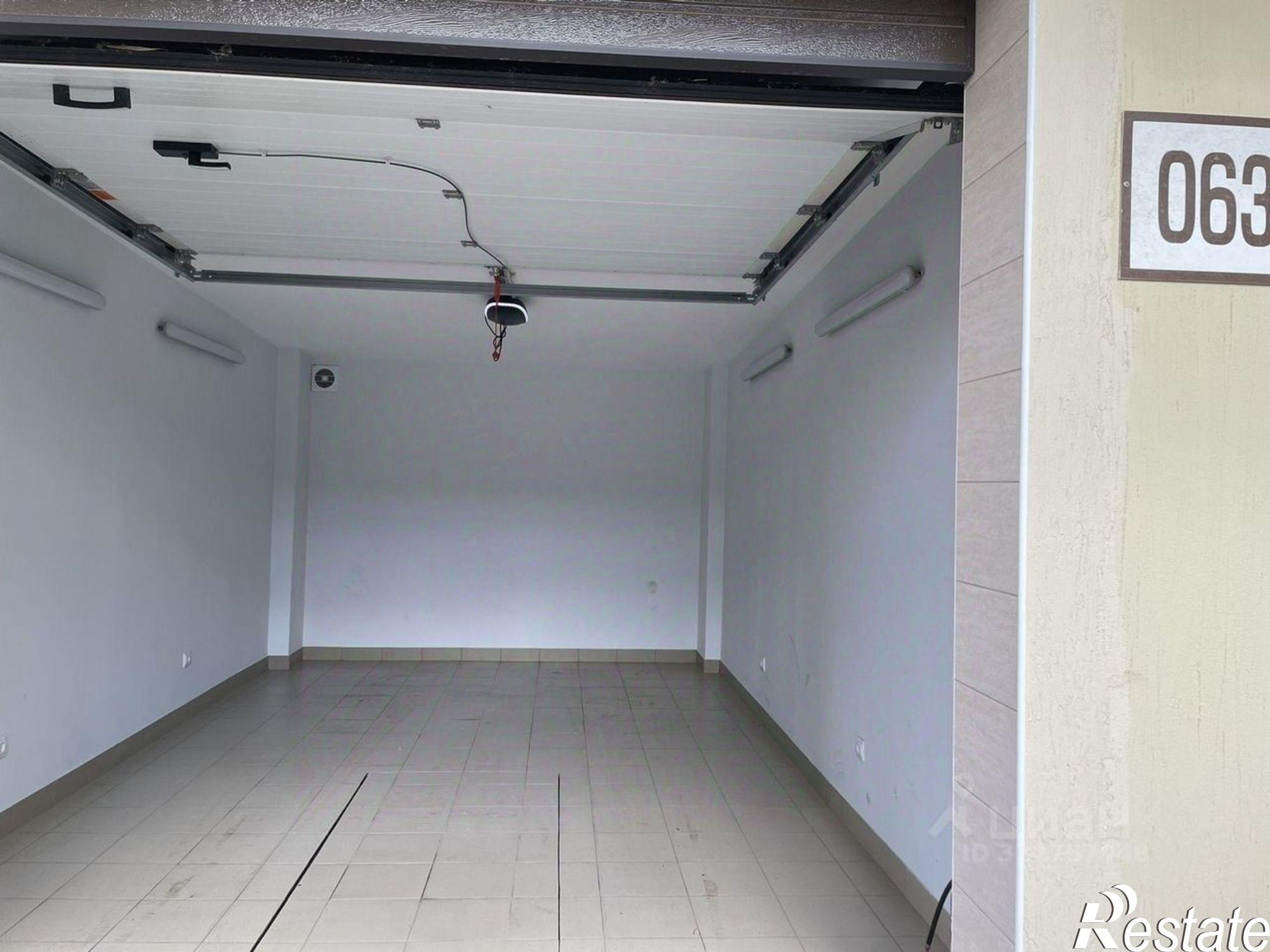 Купить гараж, место в паркинге за 3 300 000 рублей на ул им. Каляева, 265