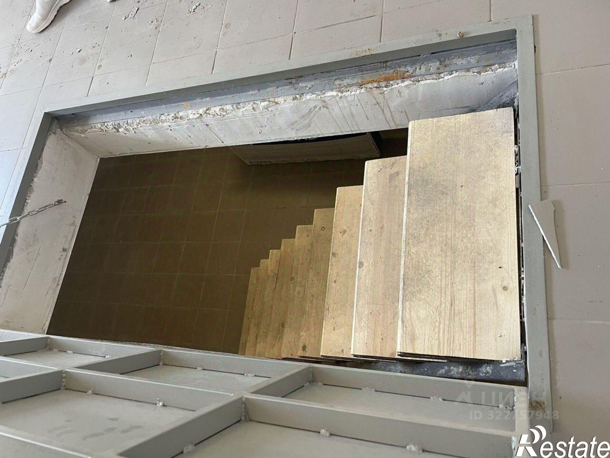 Купить гараж, место в паркинге за 3 300 000 рублей на ул им. Каляева, 265