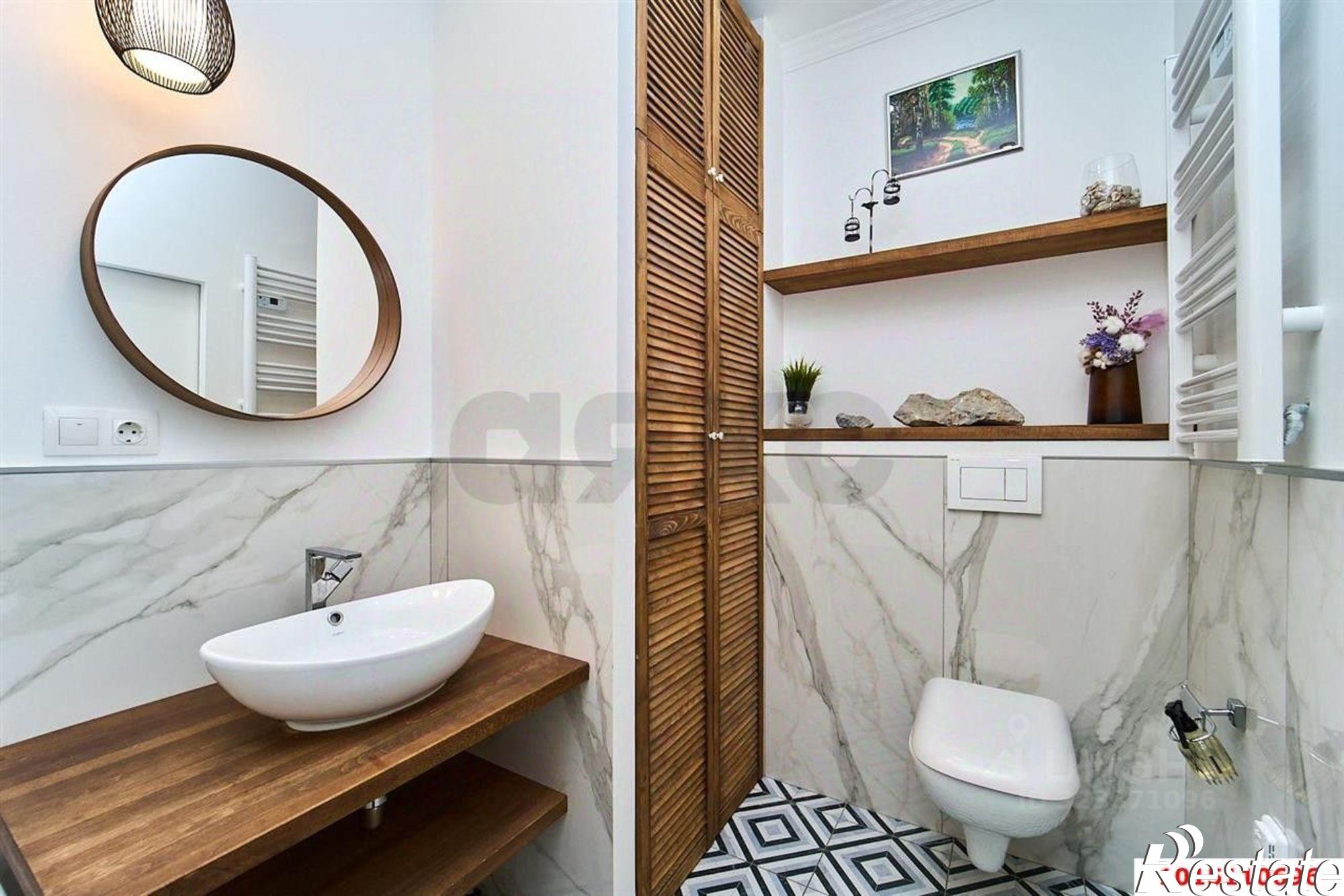 Купить квартиру за 35 000 000 рублей на ул Постовая, 26