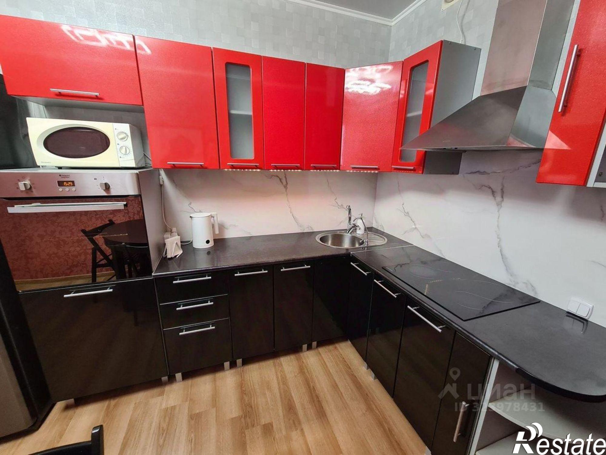 Сдать квартиру за 35 200 рублей на улица Репина, 1/1