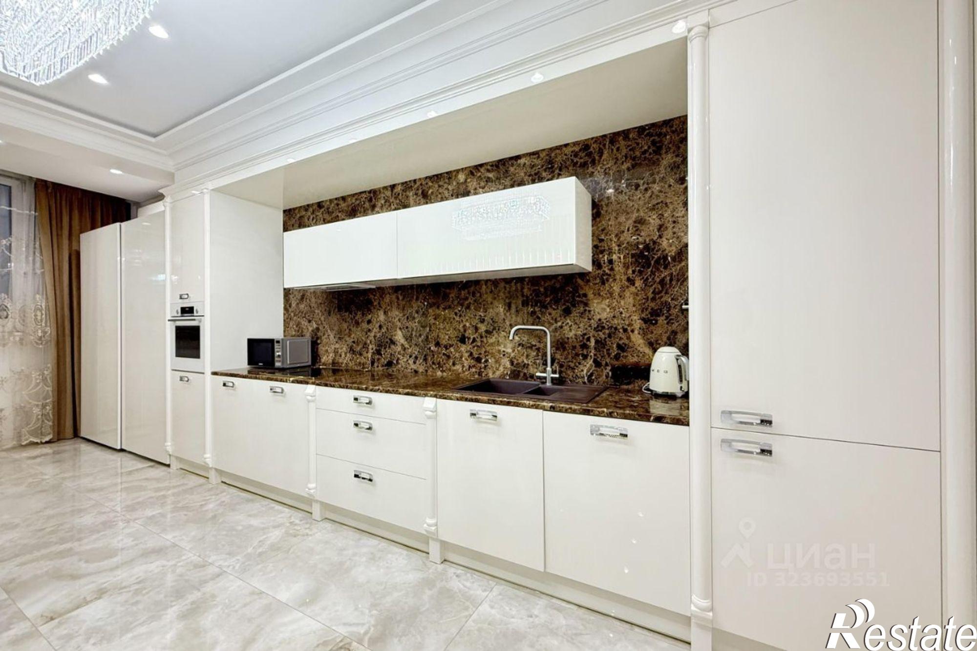 Купить квартиру за 27 700 000 рублей на улица Кубанская Набережная, 39