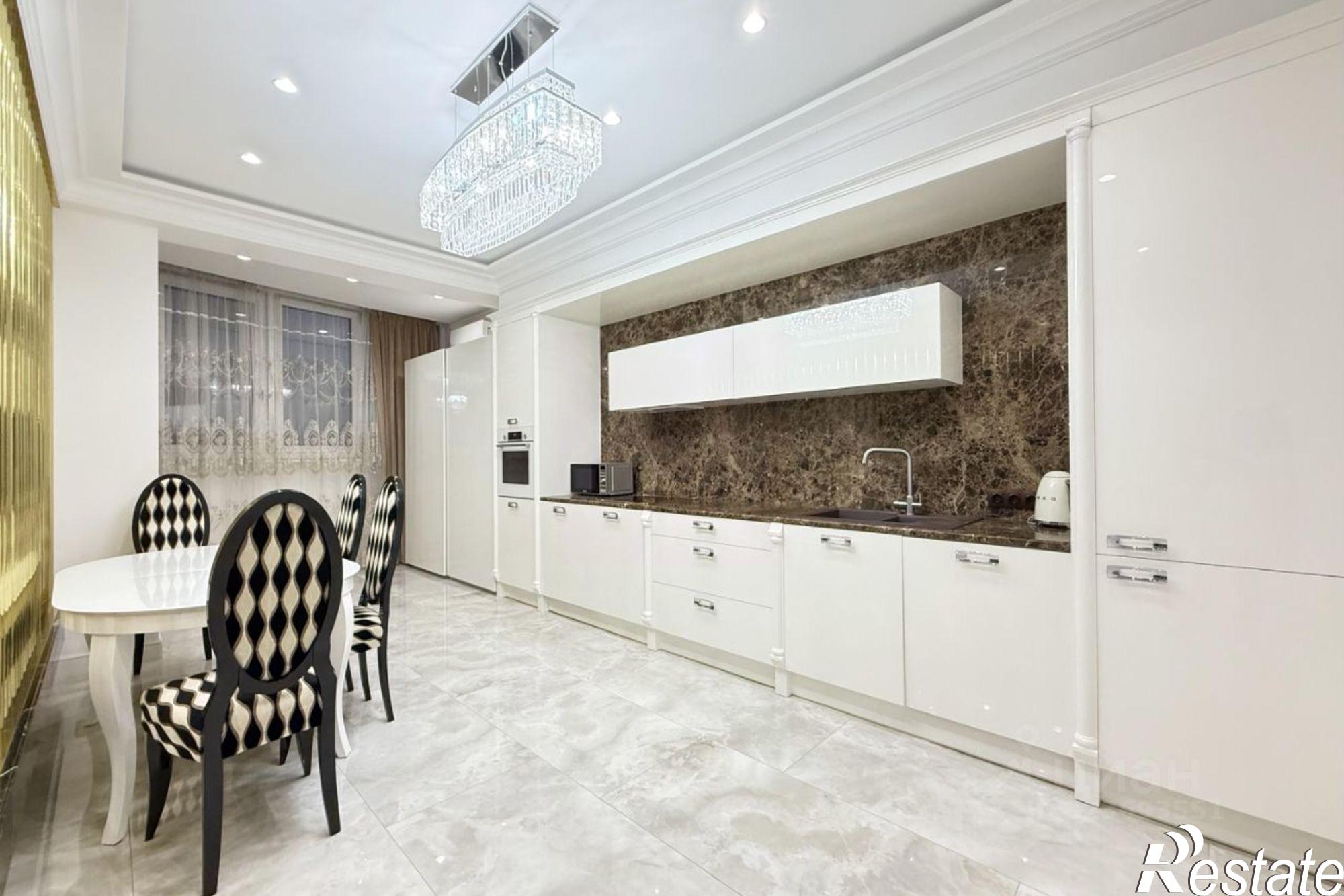 Купить квартиру за 27 700 000 рублей на улица Кубанская Набережная, 39