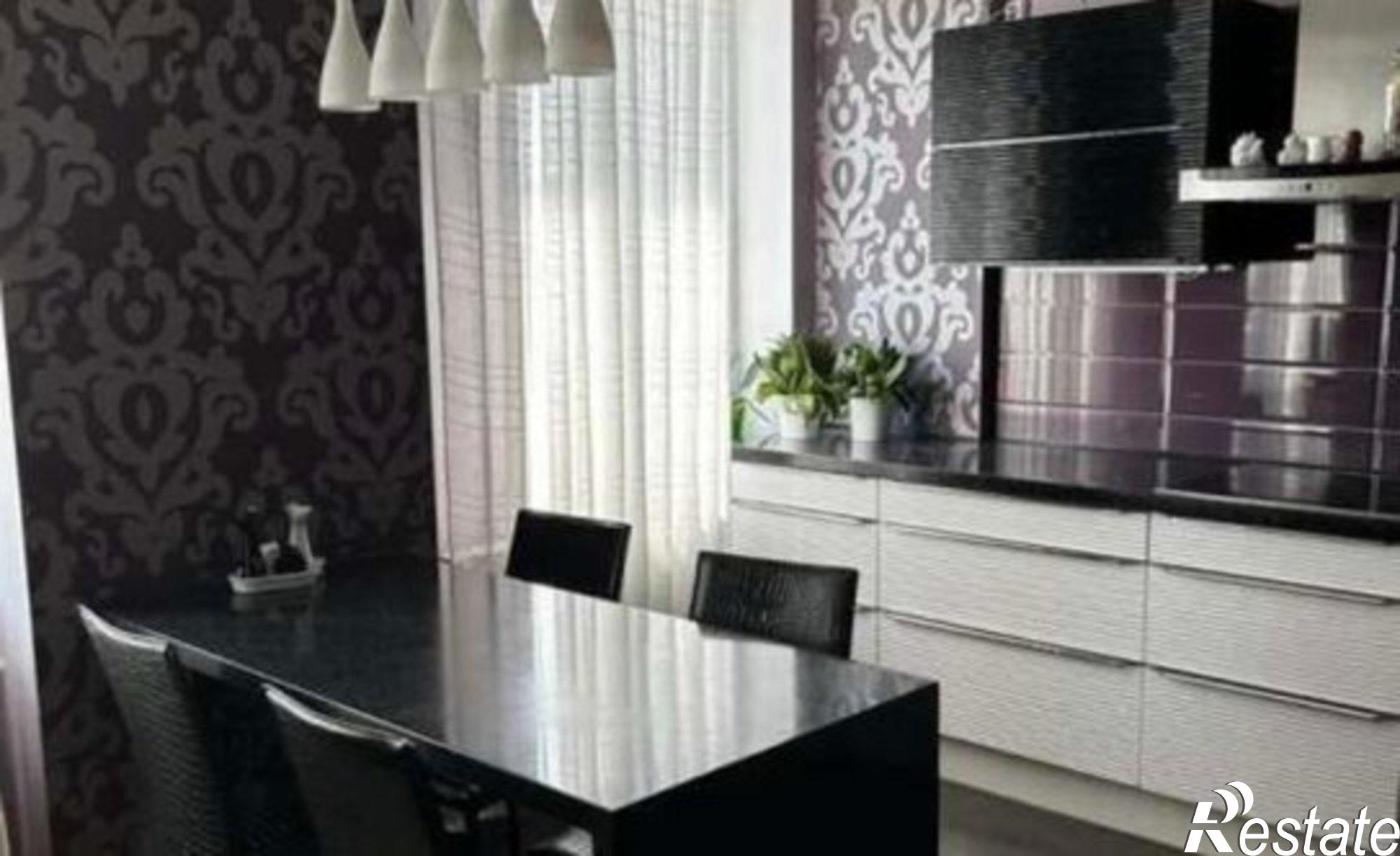 Купить квартиру за 12 500 000 рублей на ул им. Калинина, 350/7