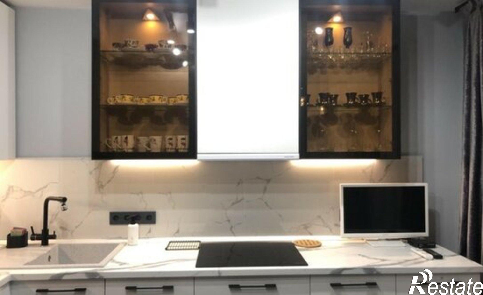 Купить квартиру за 7 500 000 рублей на б-р им. Клары Лучко, 8