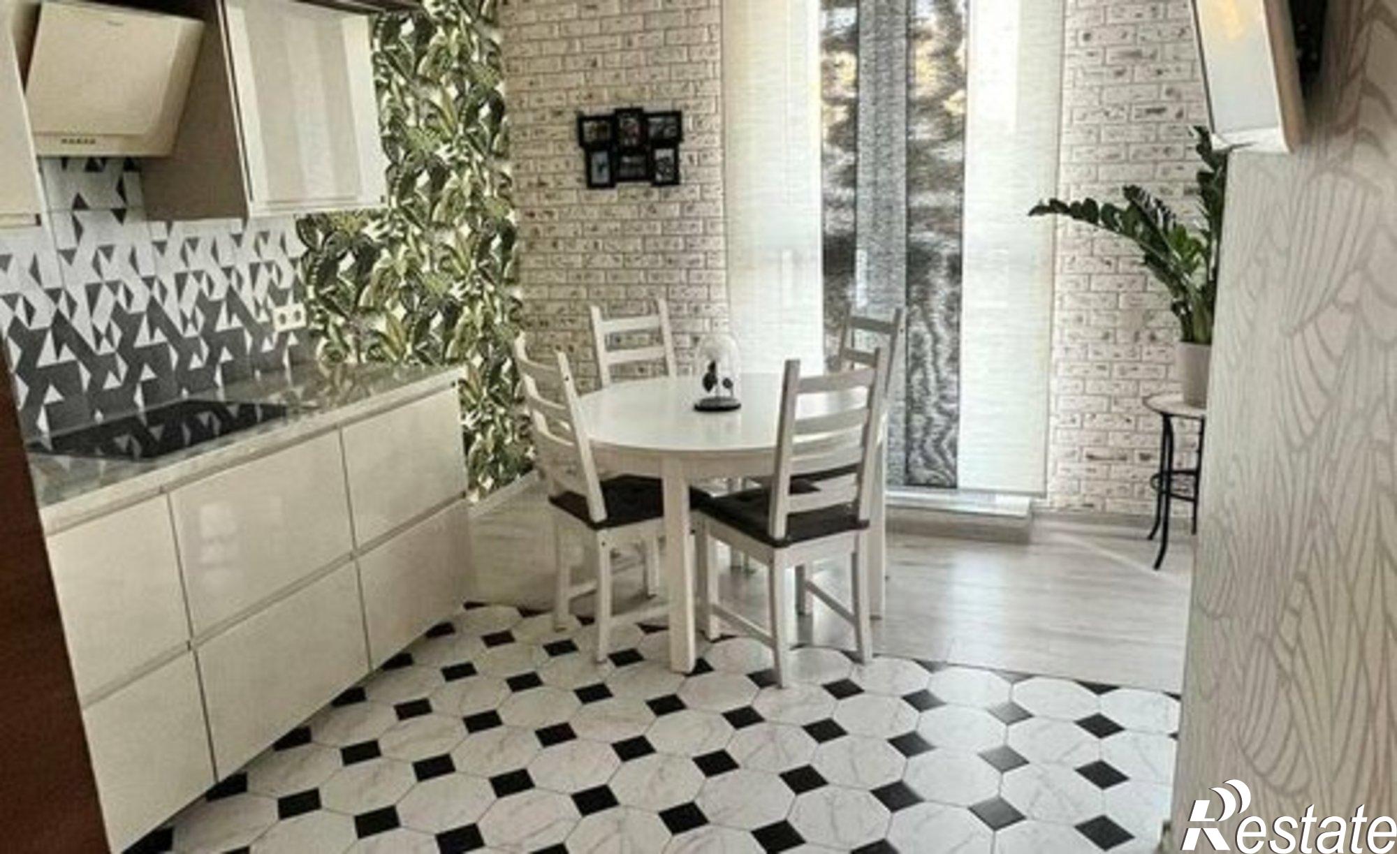 Купить квартиру за 7 550 000 рублей на Черкасская улица, 58