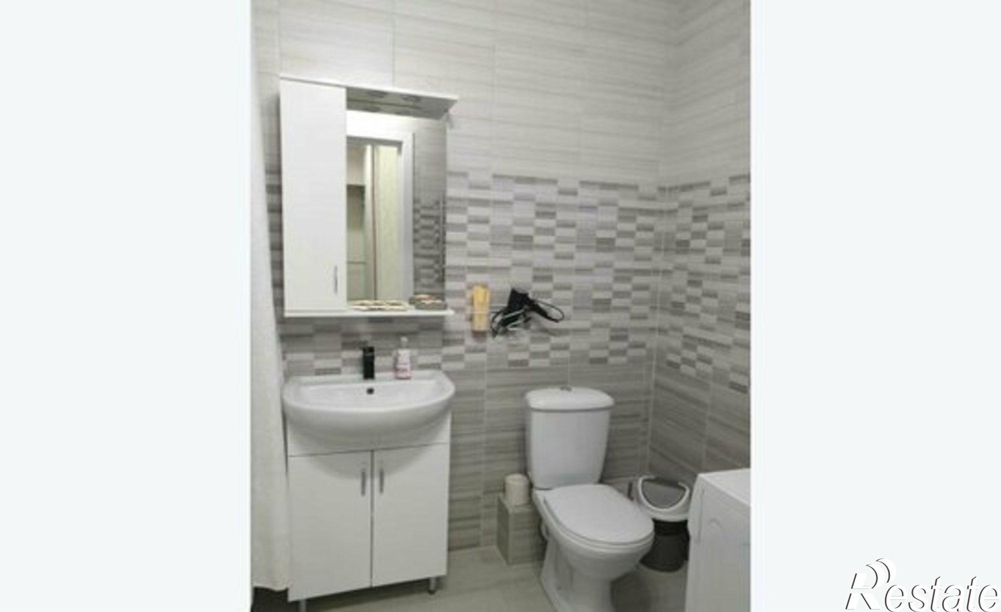 Купить квартиру за 3 800 000 рублей на ул Заполярная, 35 10