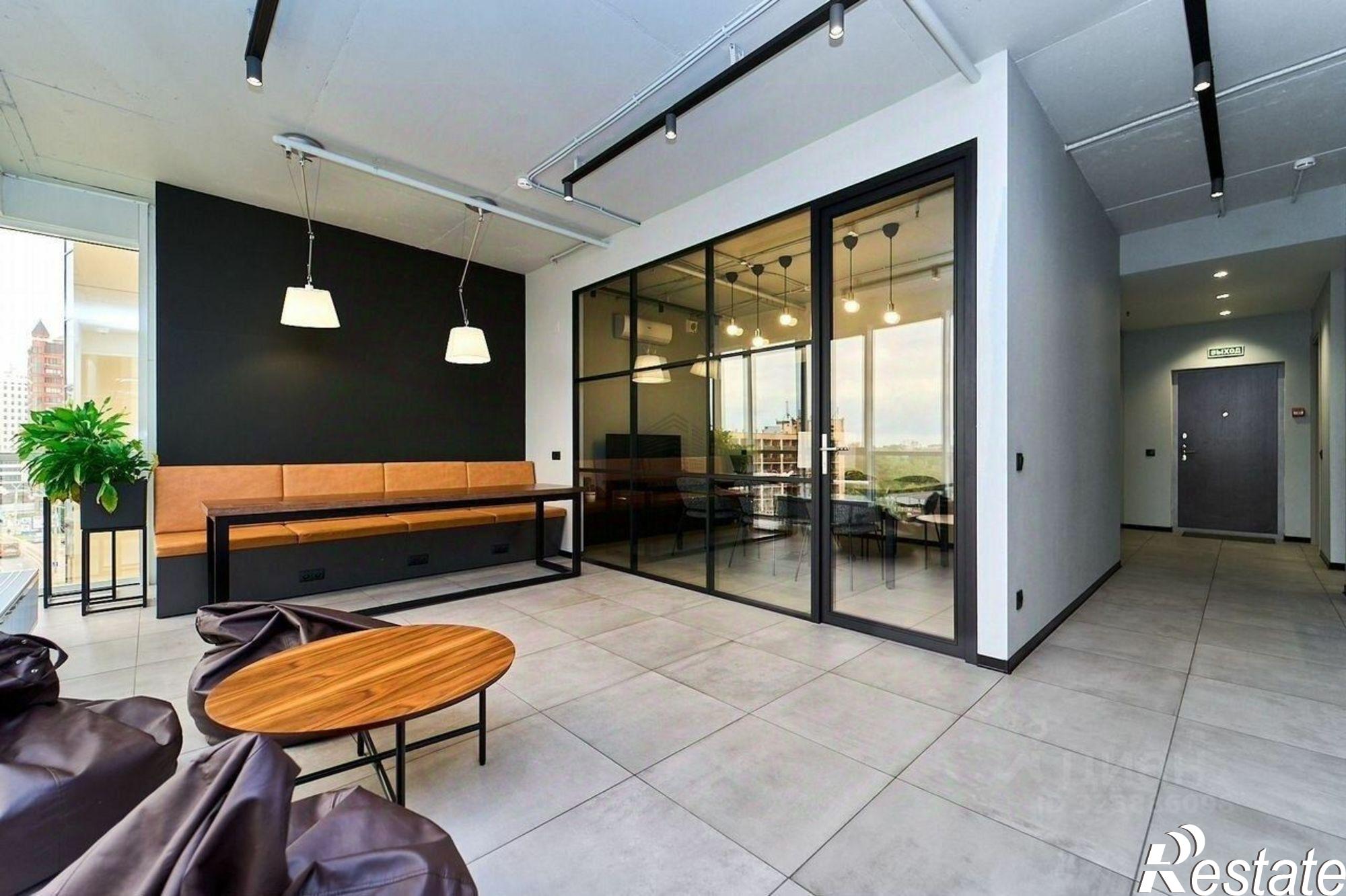 Купить офис, помещение под офис за 35 000 000 рублей на улица Кубанская Набережная, 44