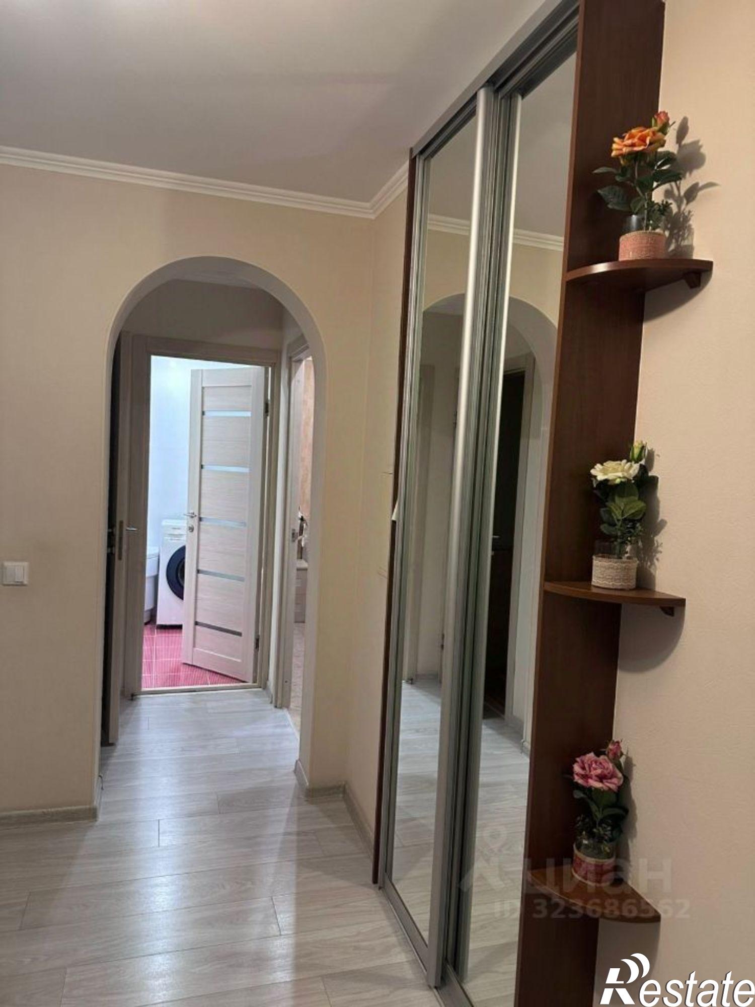 Купить квартиру за 9 000 000 рублей на Рождественская Набережная, 41