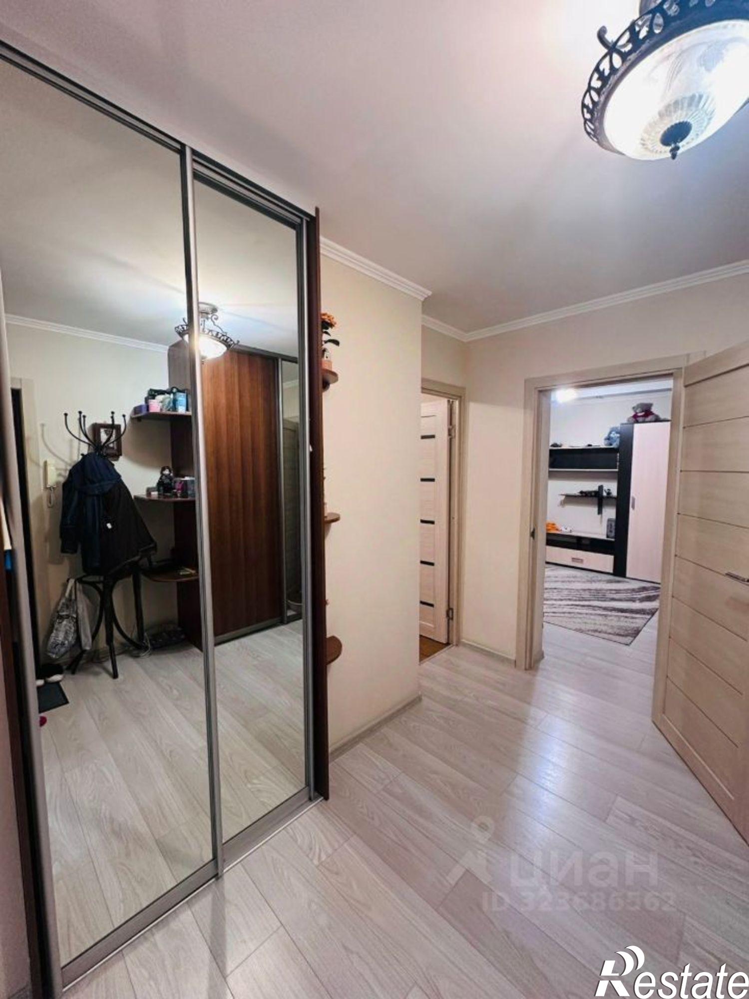 Купить квартиру за 9 000 000 рублей на Рождественская Набережная, 41