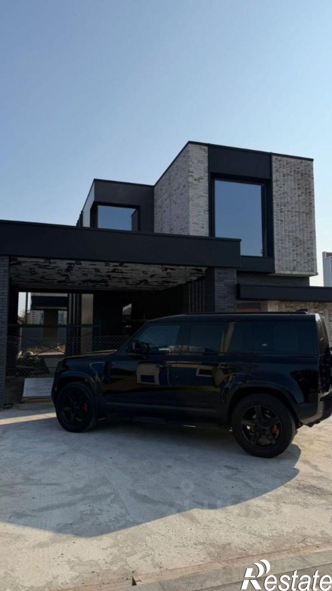 Купить дачу, дом, коттедж за 97 000 000 рублей на улица Урицкого, 200