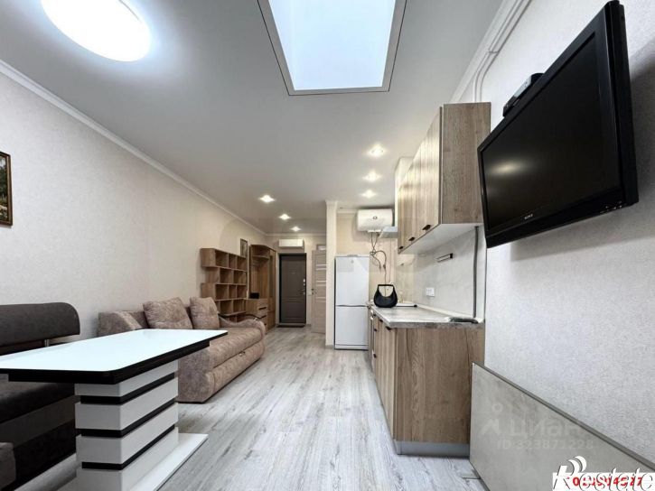 1-комн квартира улица Соколова, 104,  д. 104