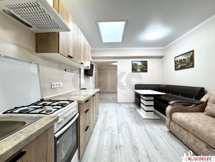 1-комн квартира улица Соколова, 104,  д. 104