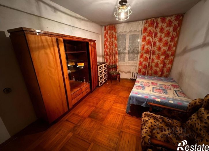 1-комн квартира улица Карякина, 10,  д. 10