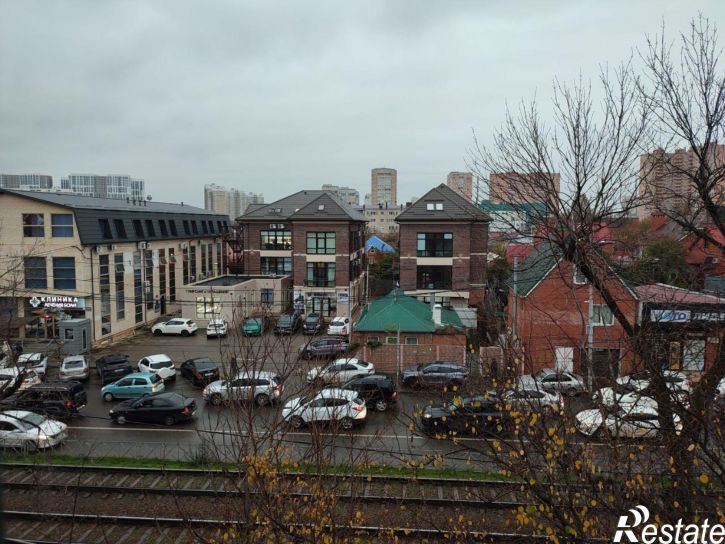 3-комн квартира улица Коммунаров, 205,  д. 205