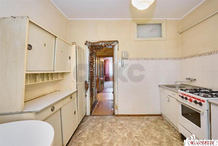 3-комн квартира Базовская улица, 87,  д. 87