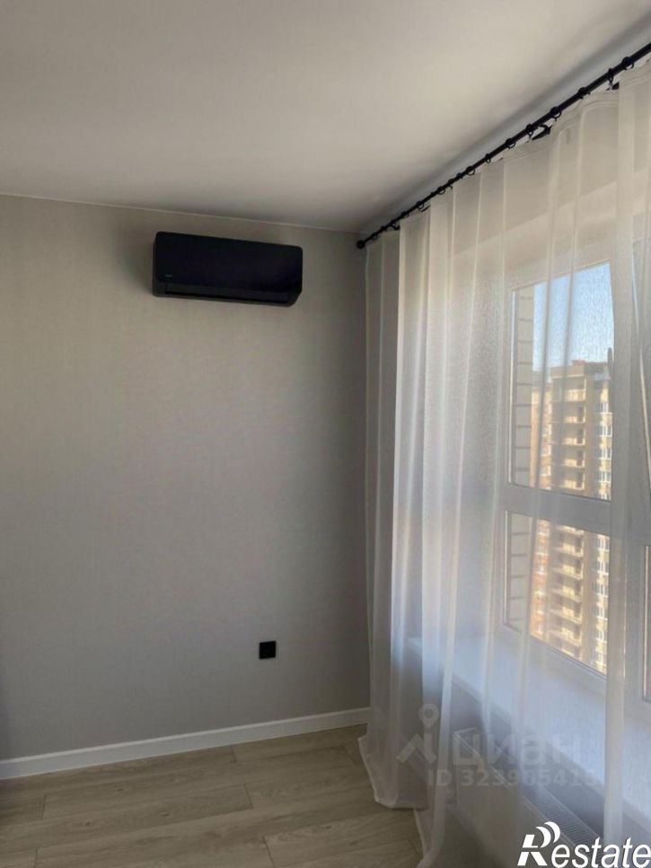 1-комн квартира улица Николая Шевелёва, 15,  д. 15