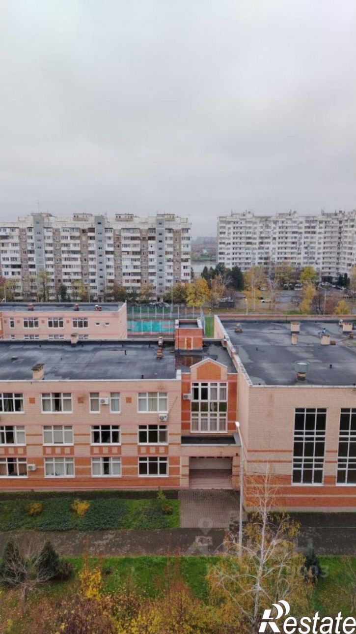 3-комн квартира проспект Чекистов, 16,  д. 16