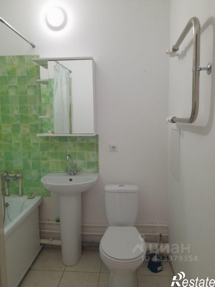 1-комн квартира ул им. Героя Советского Союза Якова Кобзаря, 3,  д. 3