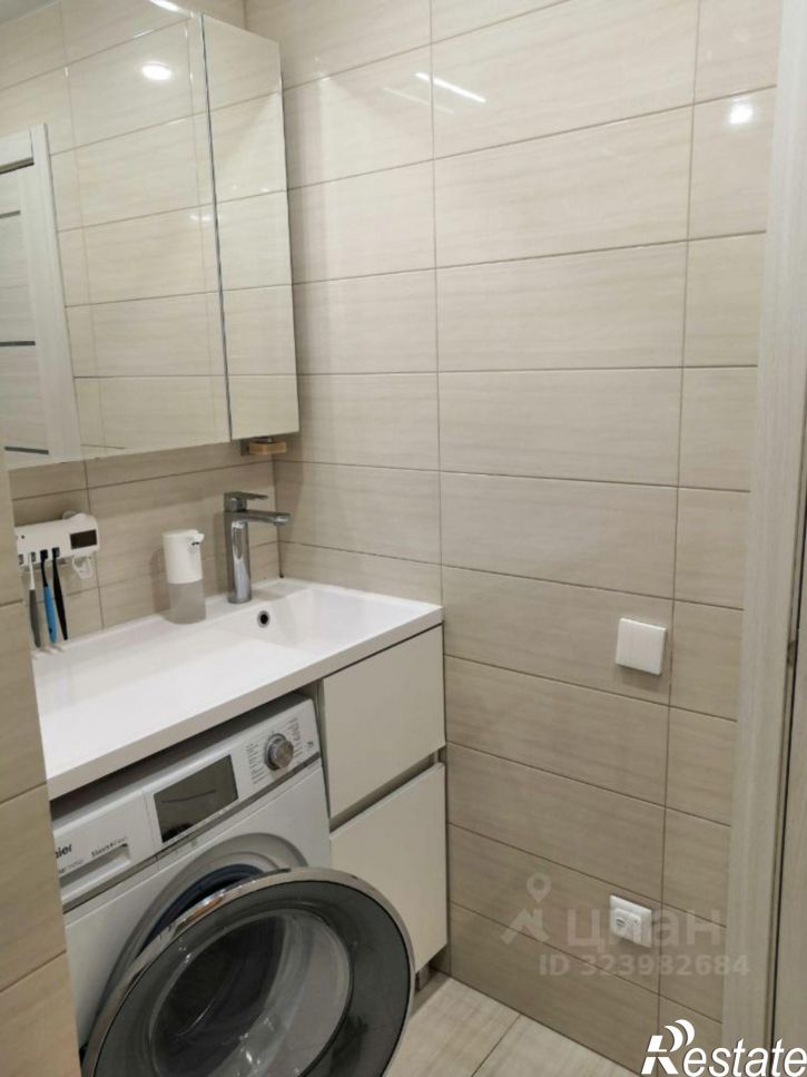 3-комн квартира ул Гидростроителей, 23,  д. 23