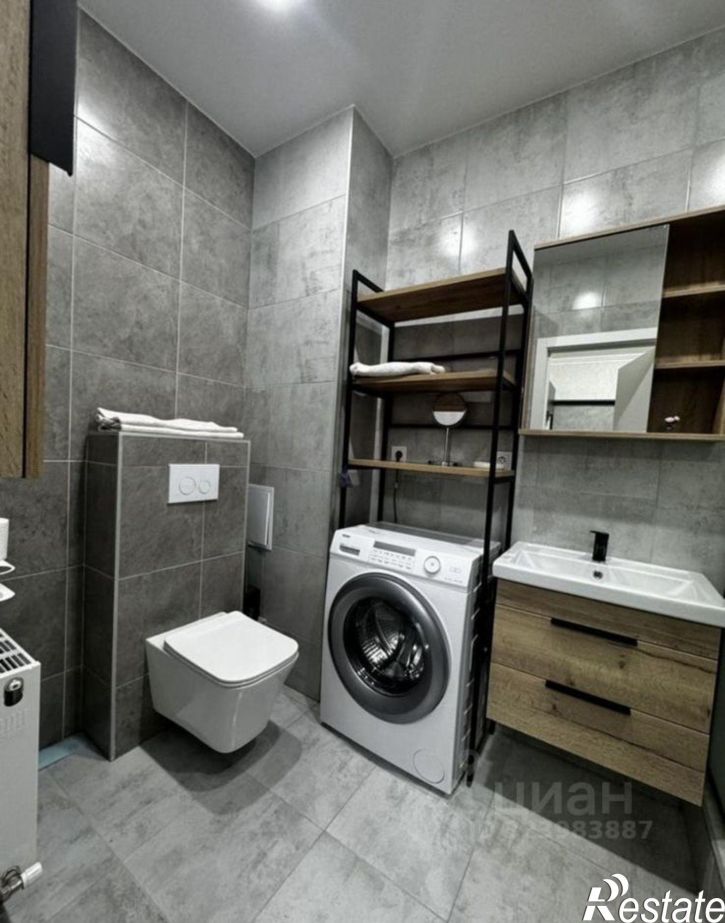 3-комн квартира Питерская улица, 40,  д. 40