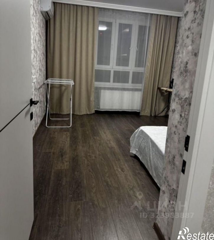 3-комн квартира Питерская улица, 40,  д. 40