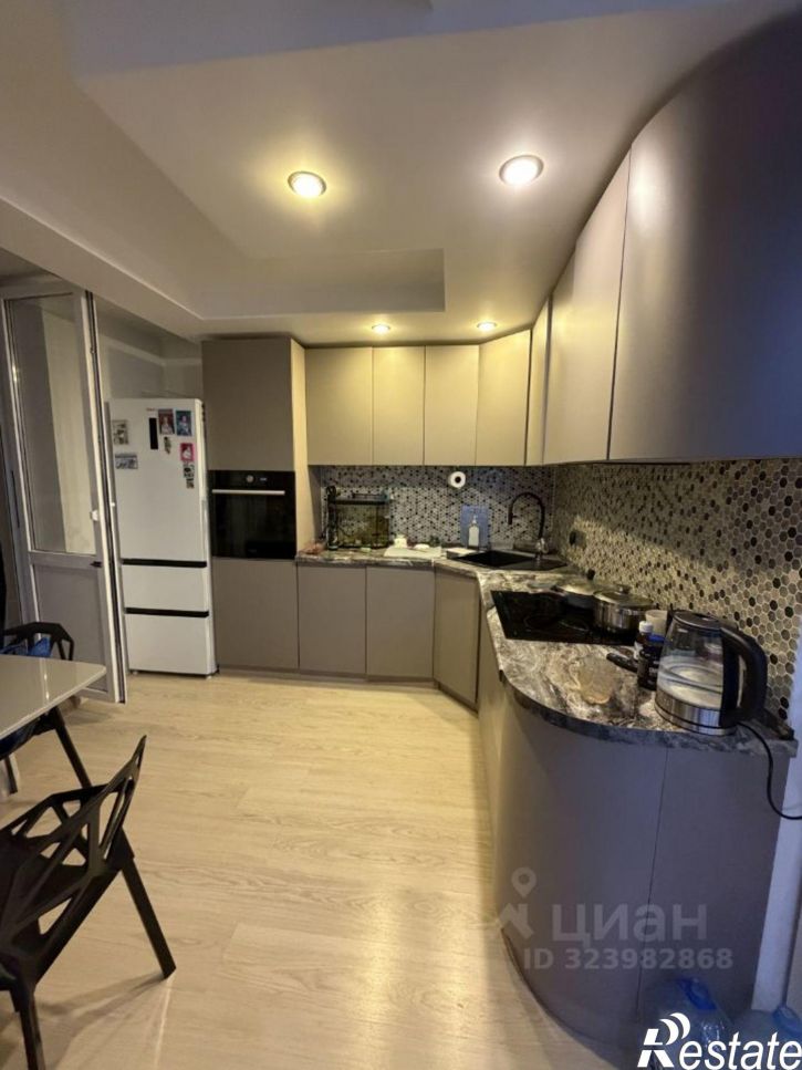 3-комн квартира ул им. Дзержинского, 54/15,  д. 54/15