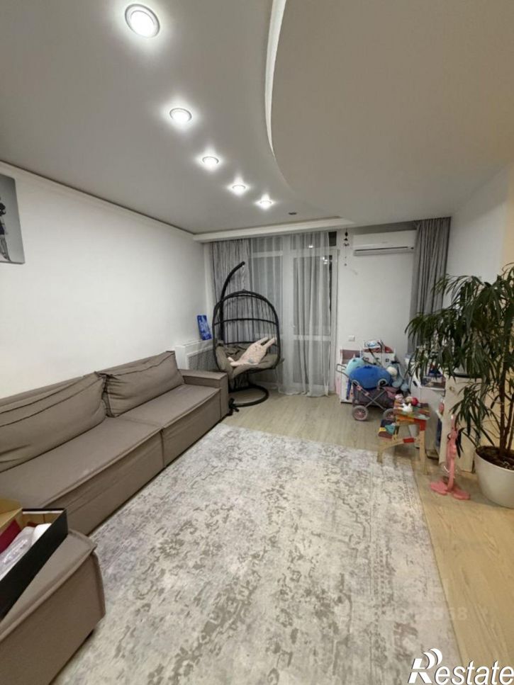 3-комн квартира ул им. Дзержинского, 54/15,  д. 54/15