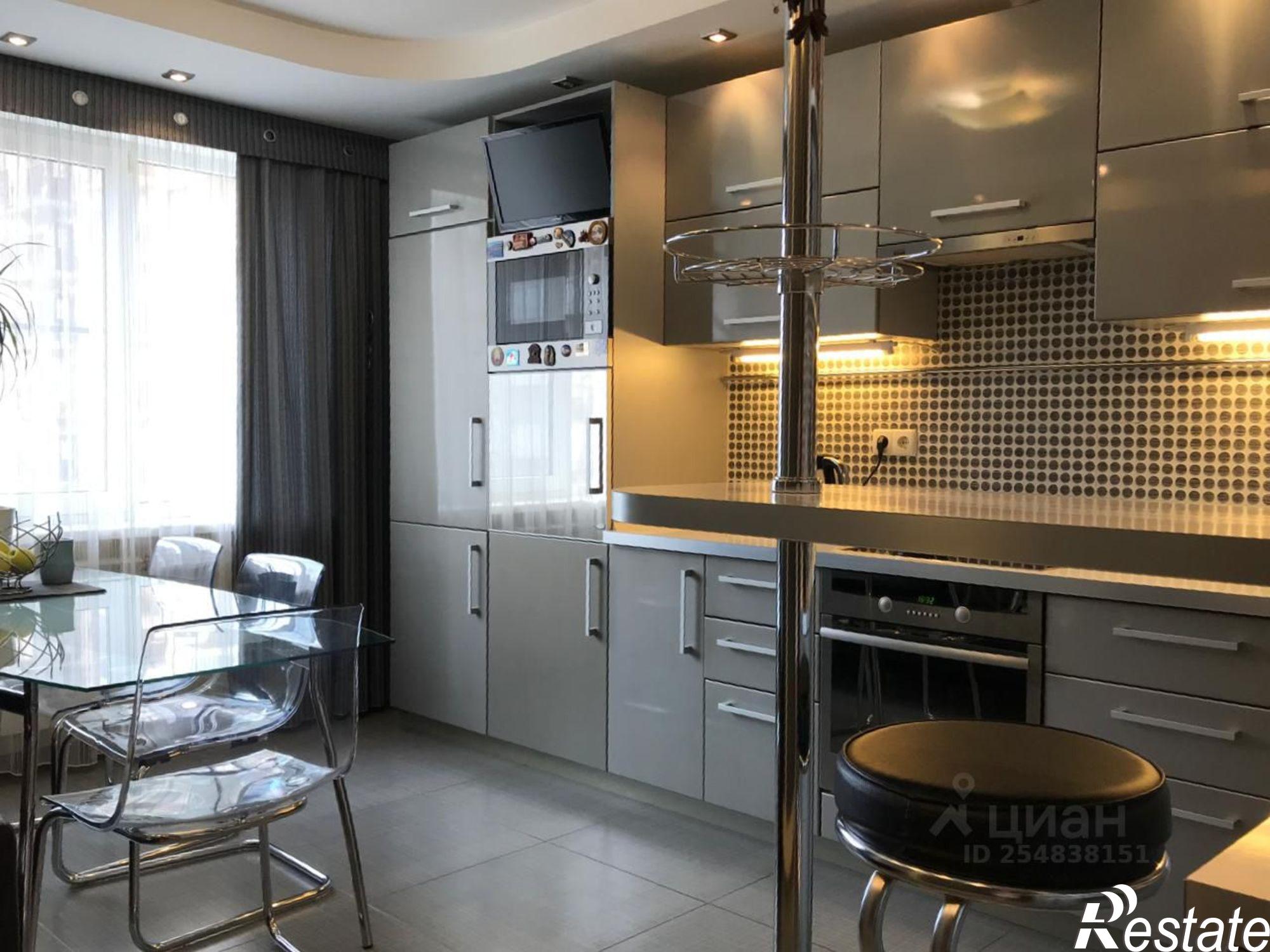 Купить квартиру за 11 900 000 рублей на улица Монтажников, 5