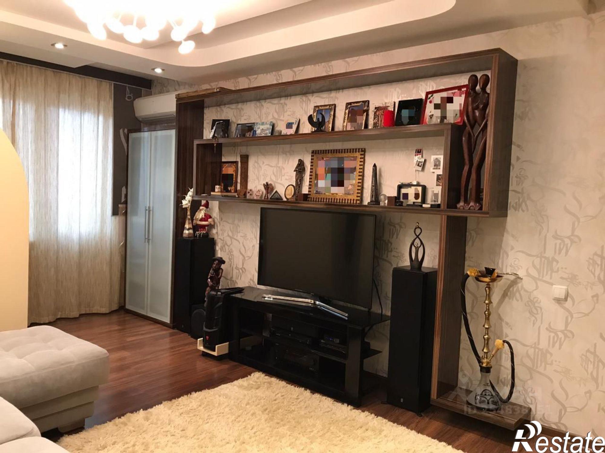 Купить квартиру за 11 900 000 рублей на улица Монтажников, 5