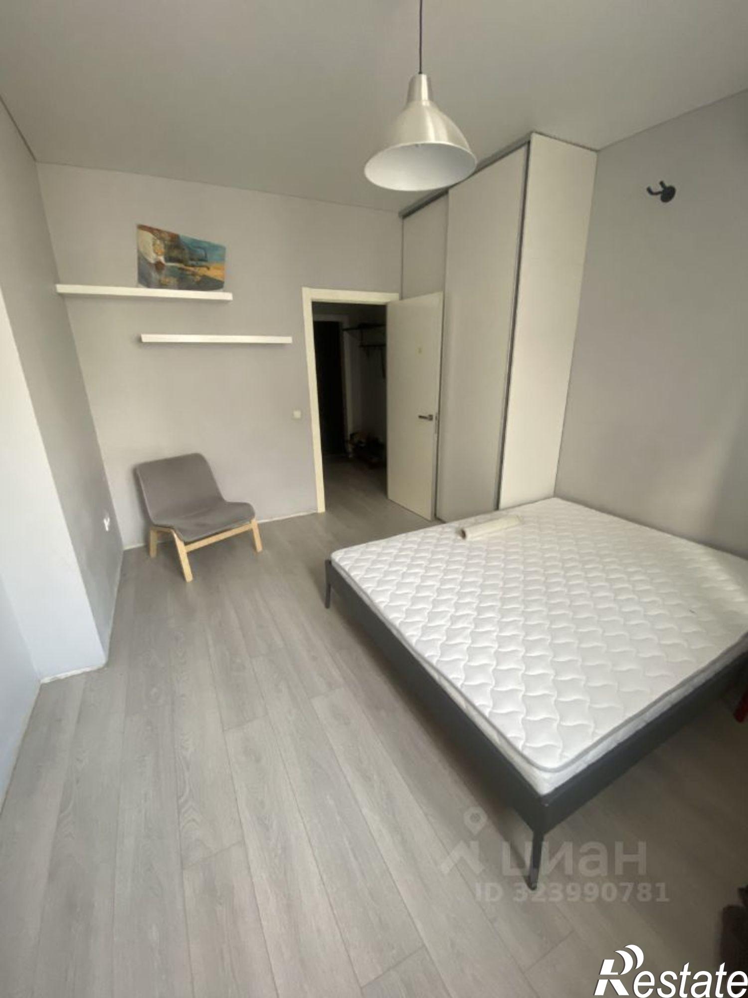 Сдать квартиру за 35 000 рублей на ул им. 40-летия Победы, 97