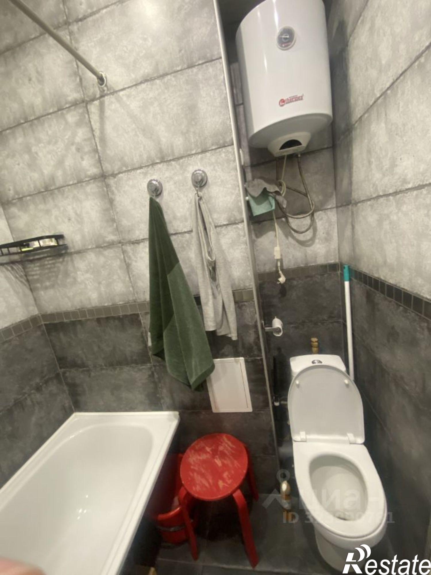 Сдать квартиру за 35 000 рублей на ул им. 40-летия Победы, 97