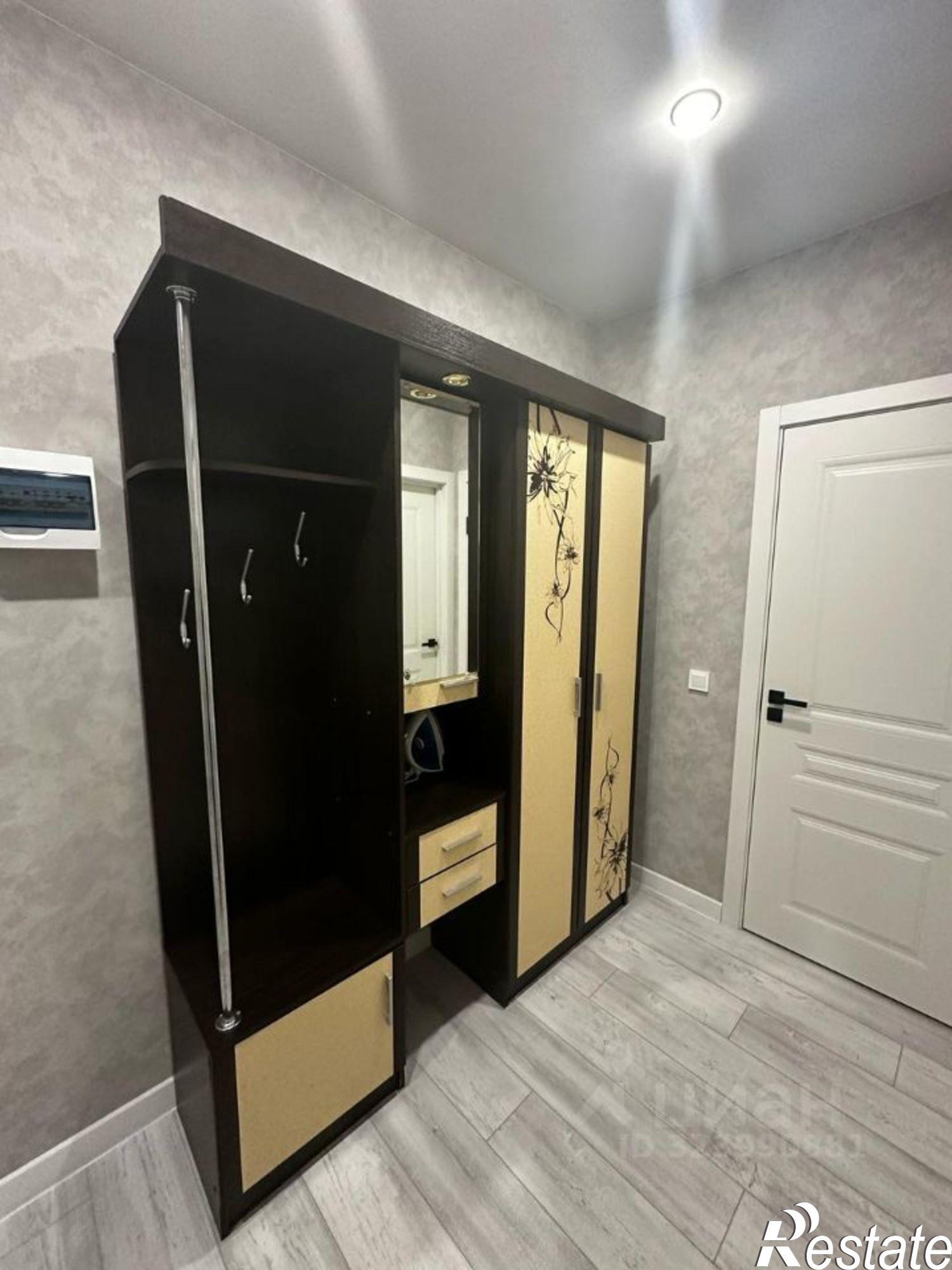 Сдать квартиру за 18 000 рублей на улица им. Адмирала Крузенштерна, 5к2