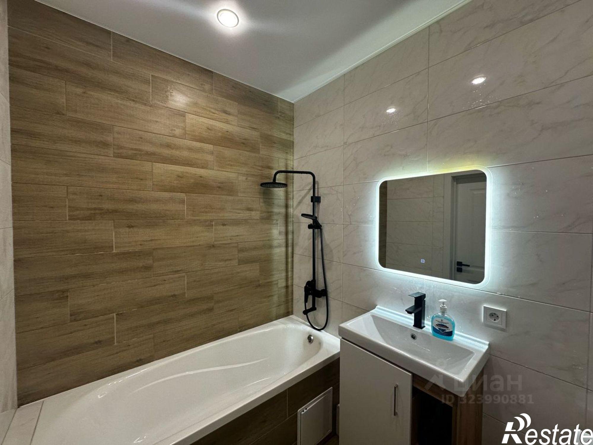 Сдать квартиру за 18 000 рублей на улица им. Адмирала Крузенштерна, 5к2