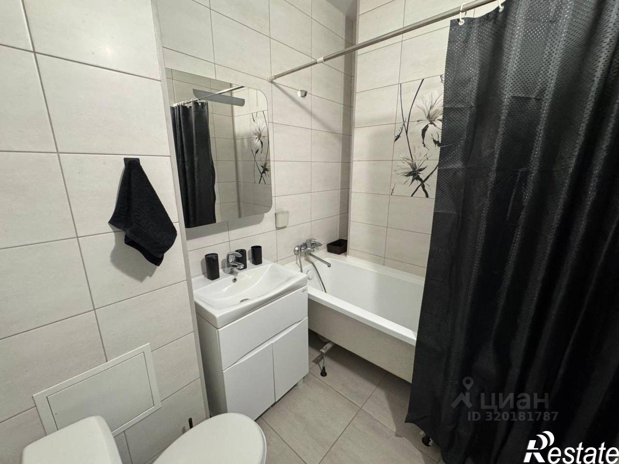 Сдать квартиру за 26 000 рублей на Московская улица, 118 к1