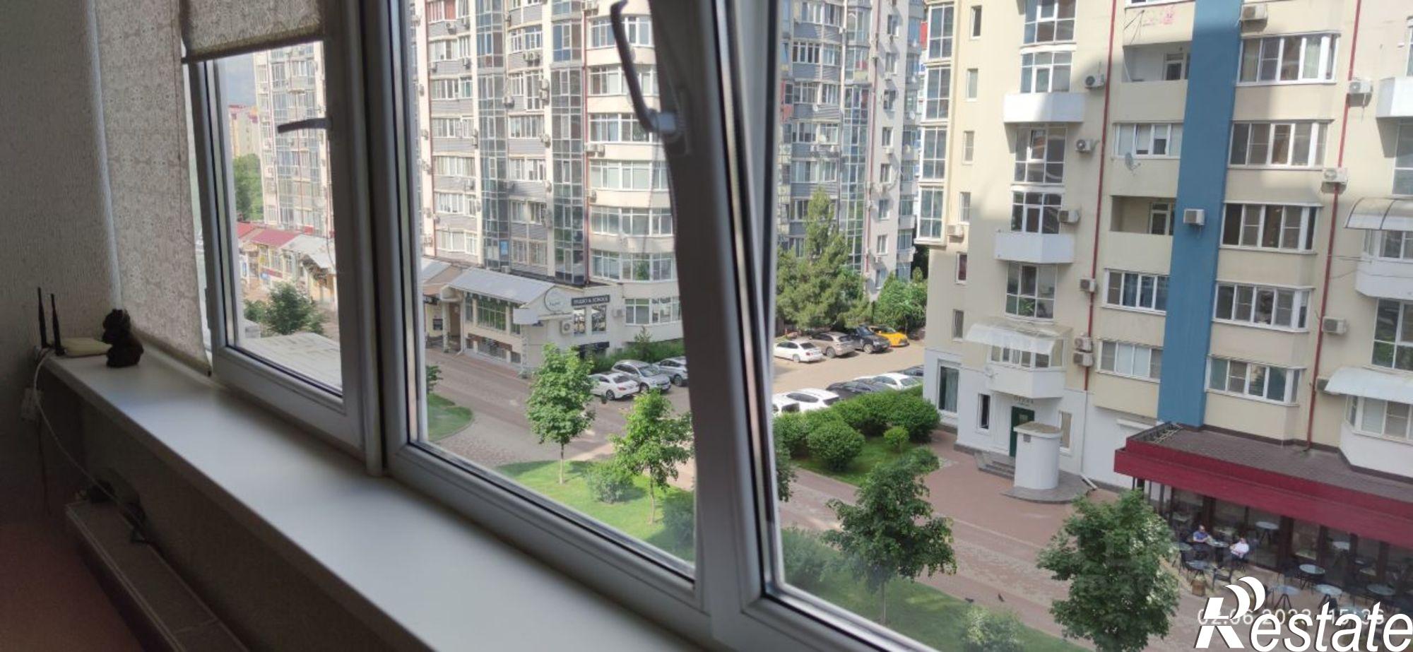 Сдать квартиру за 40 000 рублей на улица Яна Полуяна, 51/1