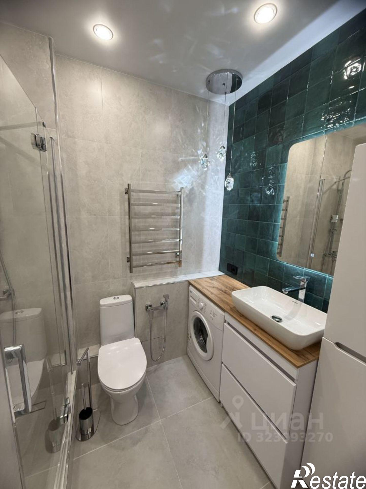 Сдать квартиру за 30 000 рублей на улица Западный Обход, 39/1 к1