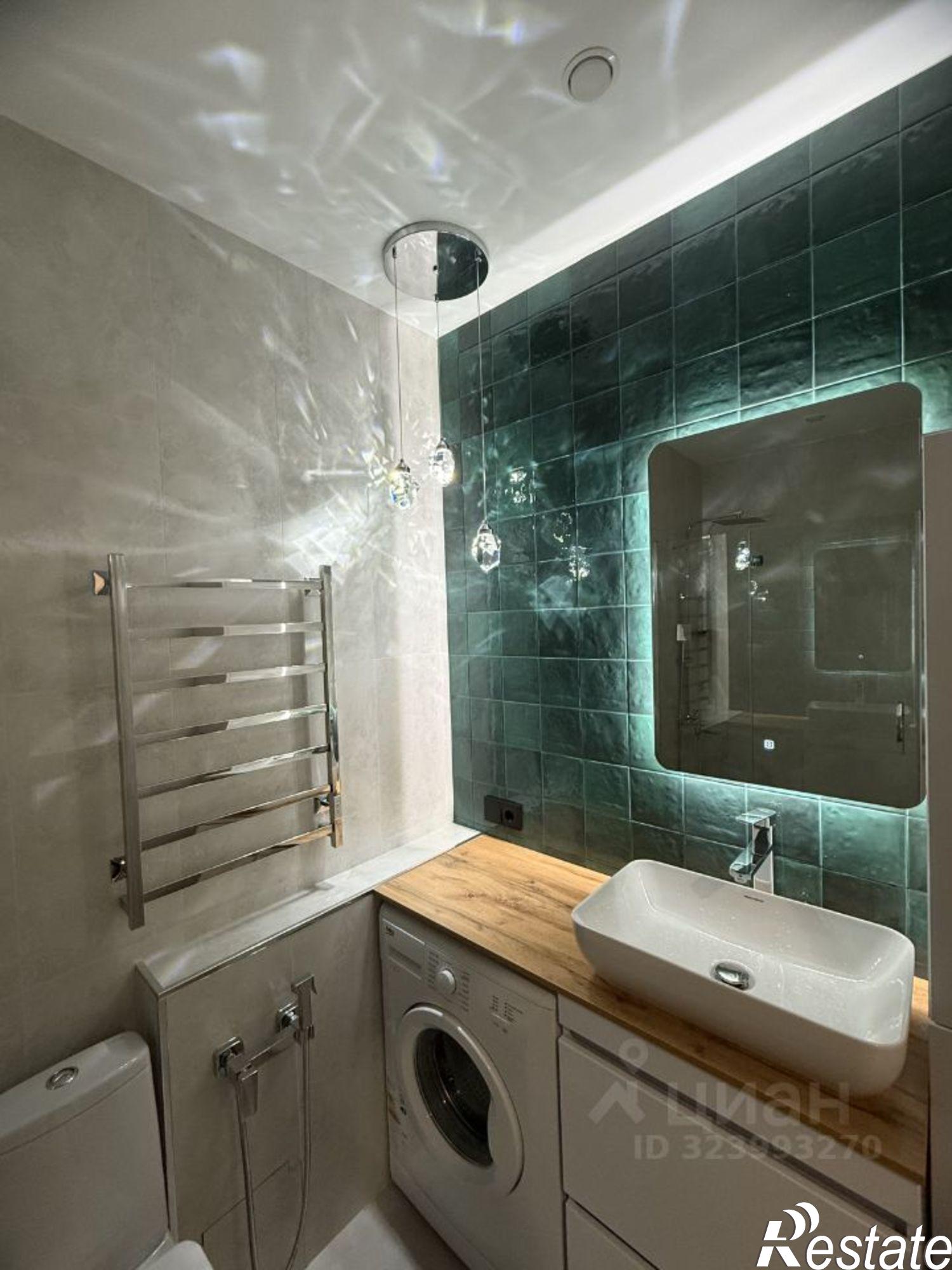 Сдать квартиру за 30 000 рублей на улица Западный Обход, 39/1 к1