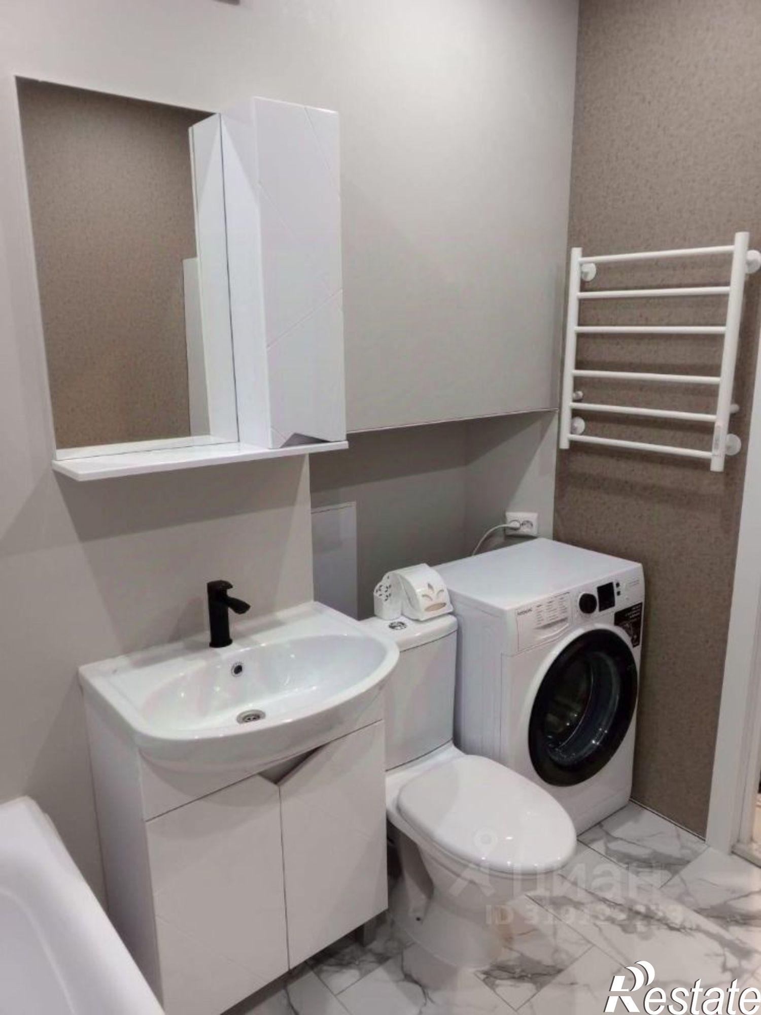 Сдать квартиру за 27 000 рублей на ул Командорская, 15