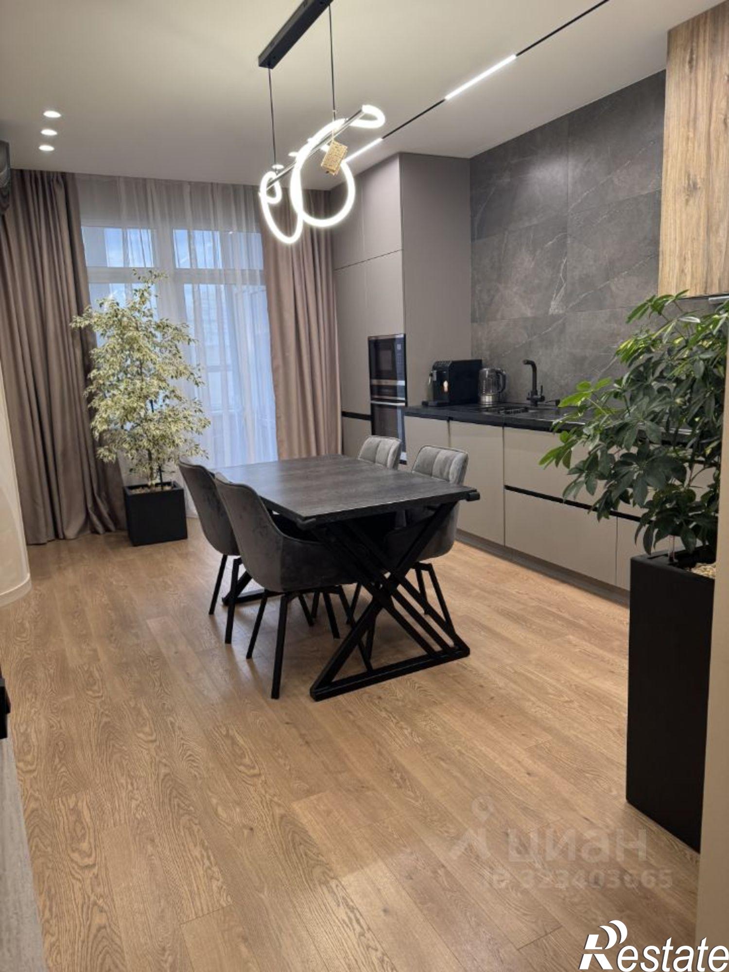 Купить квартиру за 35 000 000 рублей на ул им. Гаврилова П.М., 88