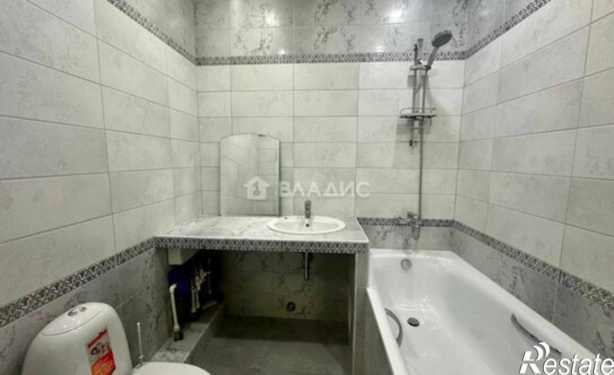 Купить квартиру за 5 000 000 рублей на улица им. Героя Яцкова И.В., 9 к1