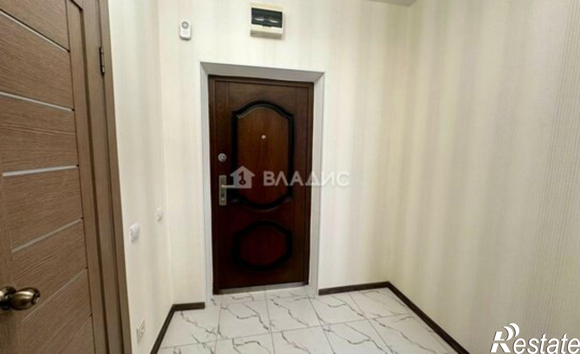 Купить квартиру за 5 000 000 рублей на улица им. Героя Яцкова И.В., 9 к1