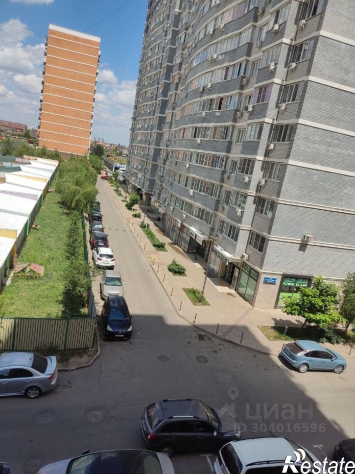 2-комн квартира ул им. Цезаря Куникова, 24 2,  д. 24 2,  к. 2